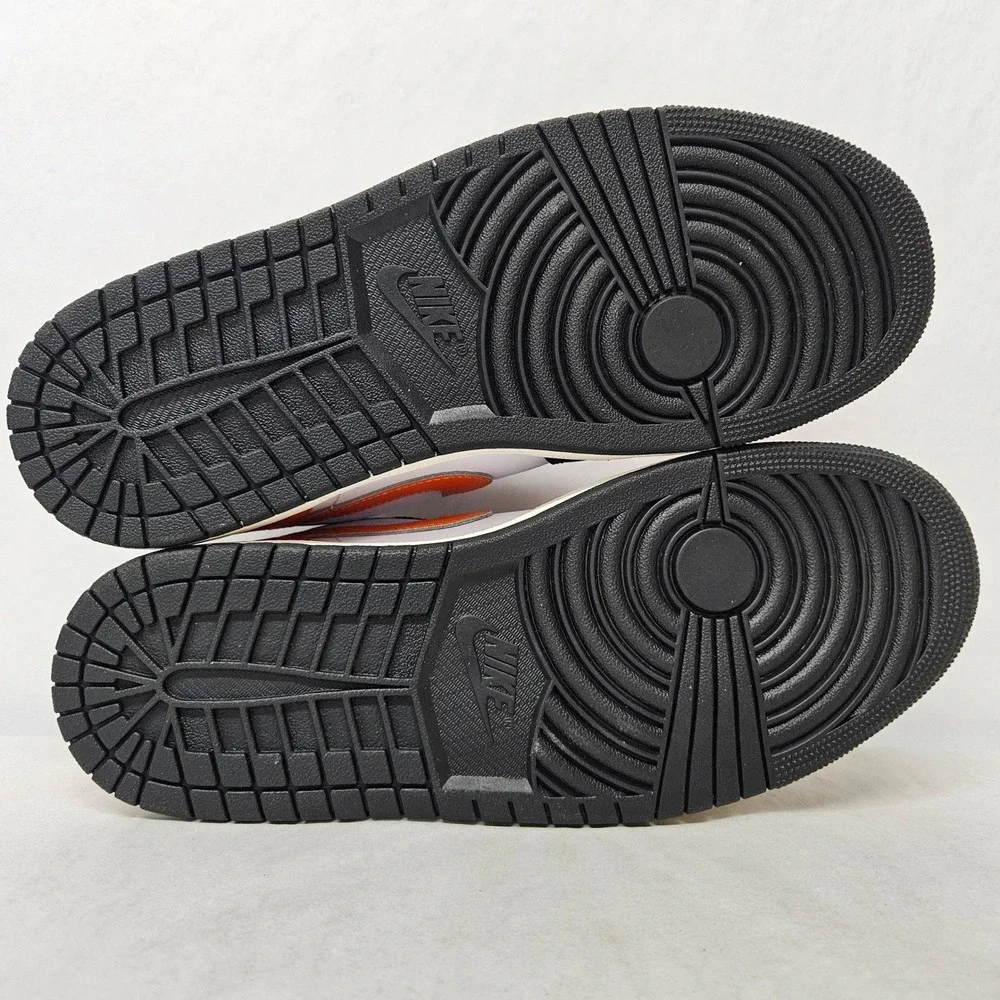 Nike Air Jordan 1 Low Sneakers 553558-081 Black Starfish White Mens Size 10.5‎
